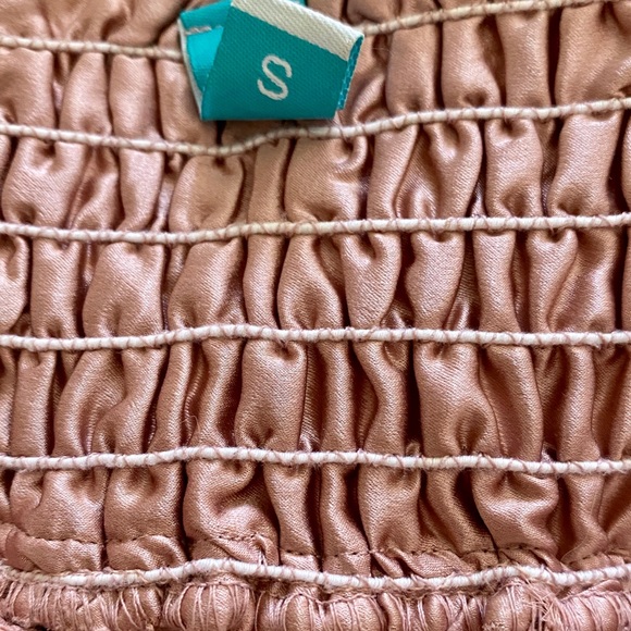 Mauve pink lace top - Picture 4 of 4